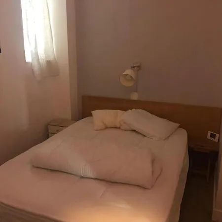 2 & 2 Double-bed In An Exclusive Parigi