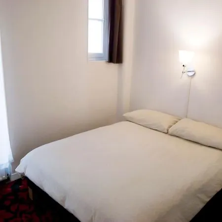2 & 2 Double-bed In An Exclusive Appartamento *